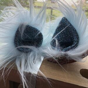 KritterKlips Sparkly Blue Ears